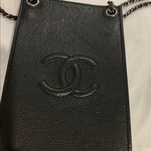 Chanel crossbody bag use few time good condition